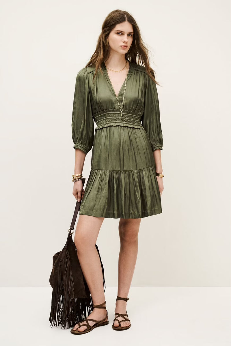 Robe Cyrilia