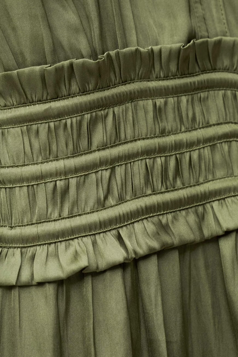 Robe Cyrilia