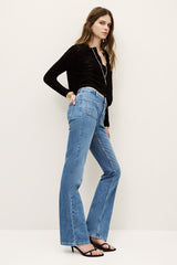 Jean Ross Light use Blue