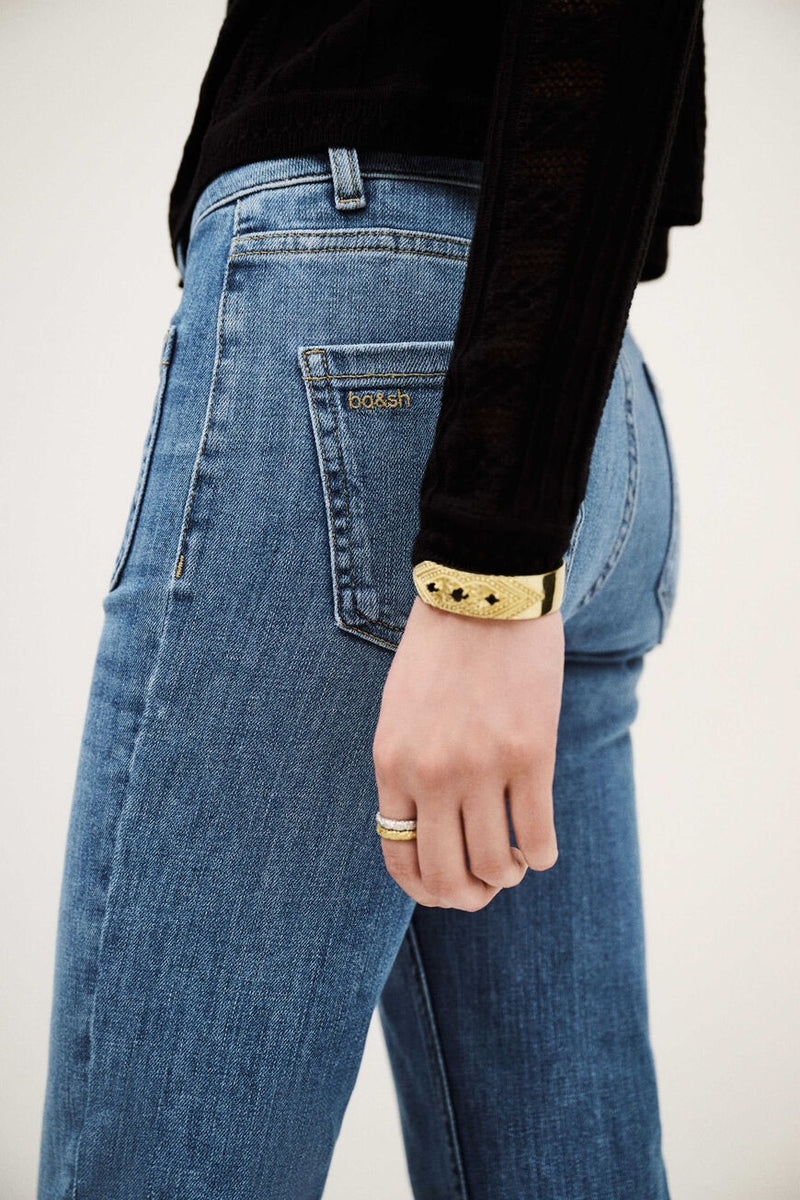 Jean Ross Light use Blue