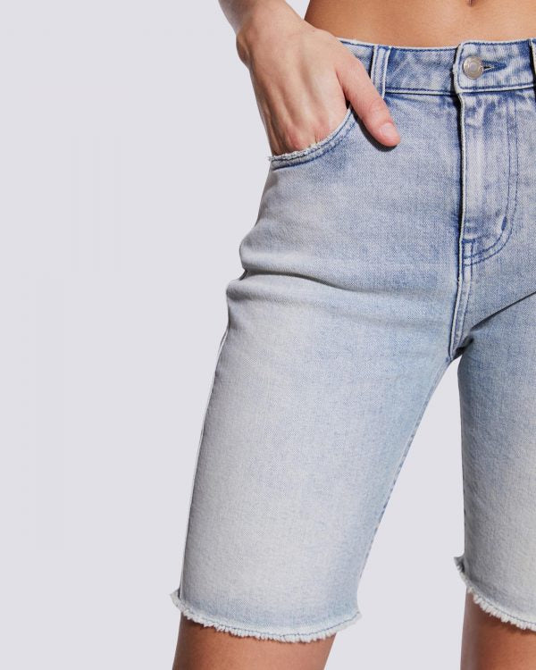 Short Dova